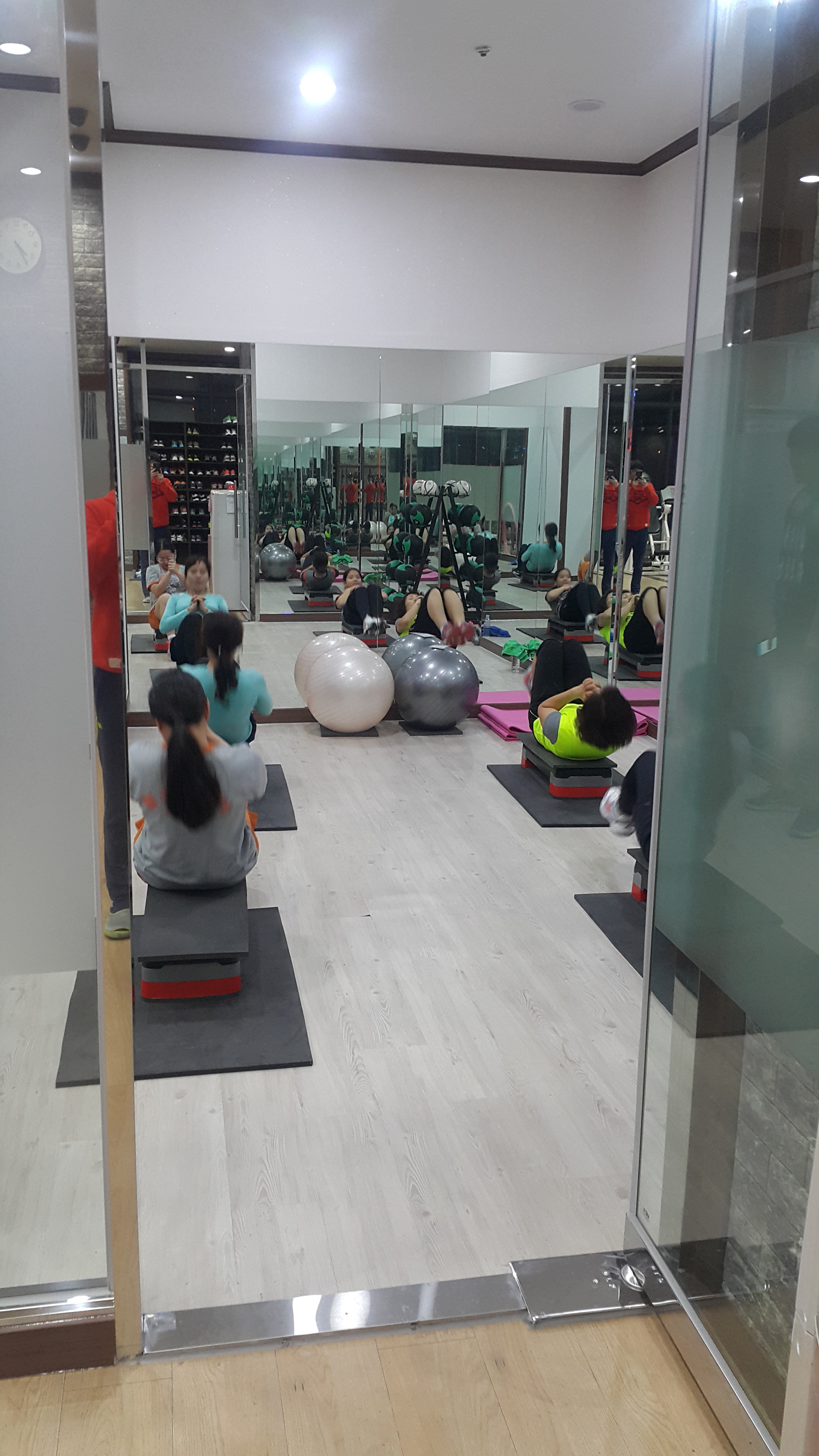 비타민휘트니스 내부 전경