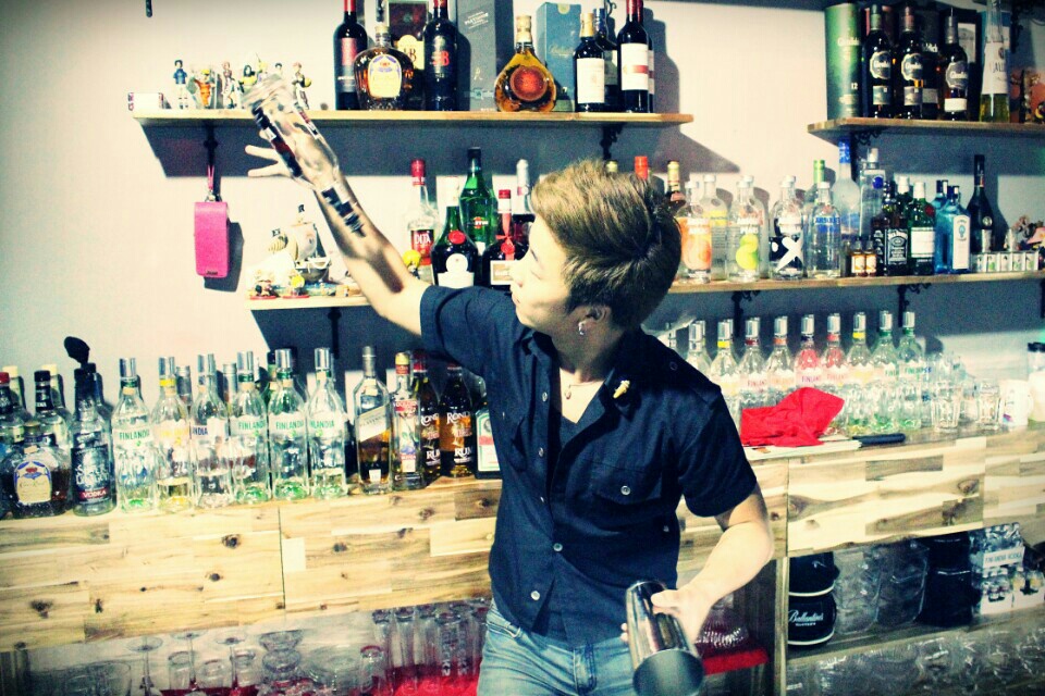 COLS BAR