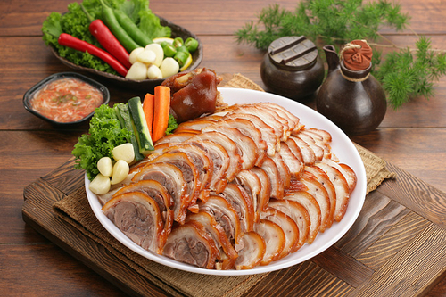 Ok장충동왕족발보쌈 수원인계동점