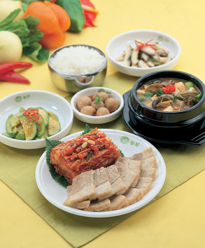 놀부보쌈&부대찌개 전남화순점