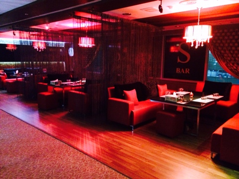S BAR