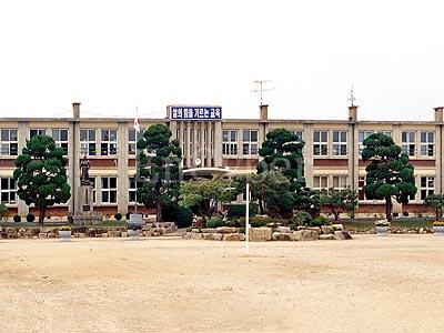 죽산초등학교