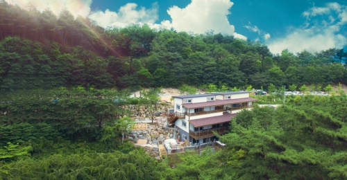 온누리펜션 커플 가족 단체 계곡 복층펜션