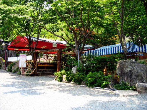 청암동산