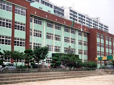 월촌초등학교