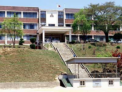 안용중학교
