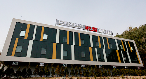 드라이브인위드무인텔