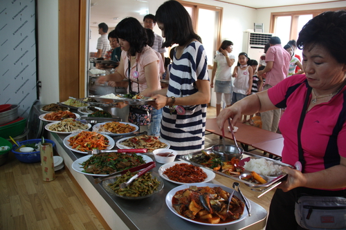 영동금강모치마을