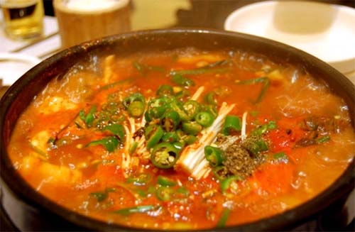 둥구나무집