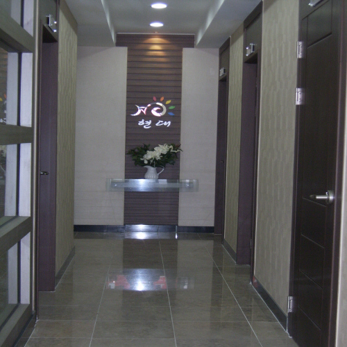 현대성형외과의원 대표 이미지