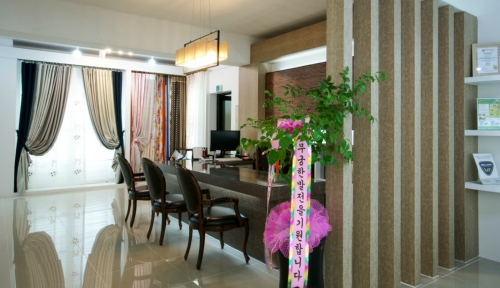 벽과창커튼 앤 세사리빙 대표 이미지