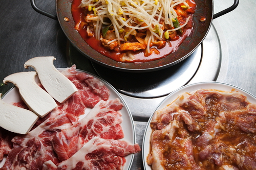 목살집