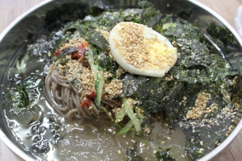 해와달막국수