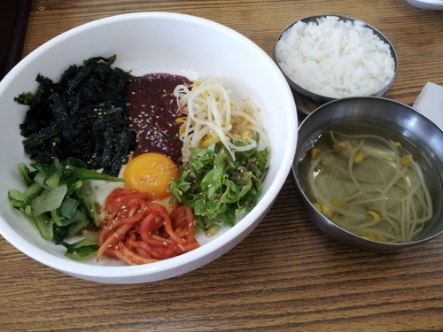 산마을식당 내부 또는 관련 모습