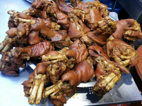 한상일왕족발