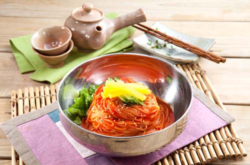 밀밭에참멸치국수