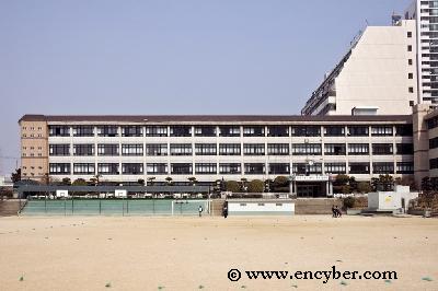 용산초등학교
