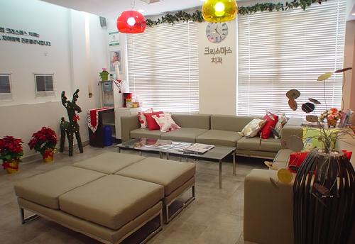 크리스마스치과의원 대표 이미지