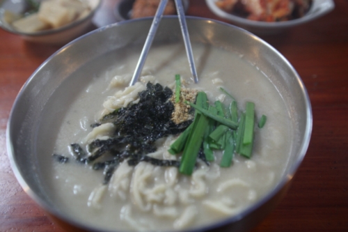 다금예전칼국수