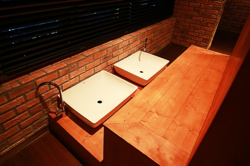 벤자민타이스파 photo 2