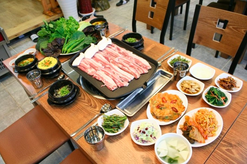 옥돌정쌈밥