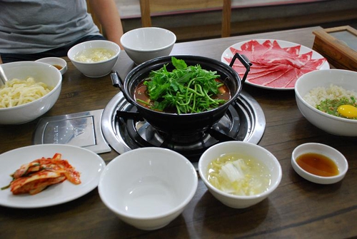 방이샤브샤브칼국수 성신여대점