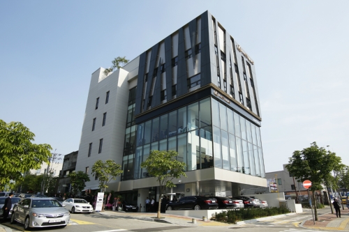 엘앤티렉서스 수원전시장 대표 이미지