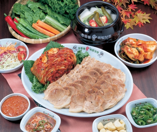 장충동왕족발 강릉점