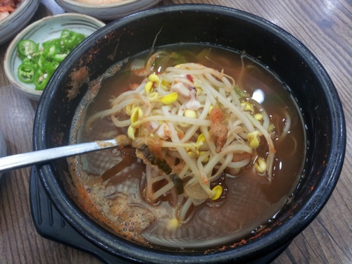 수니와 순이의 콩나물해장국