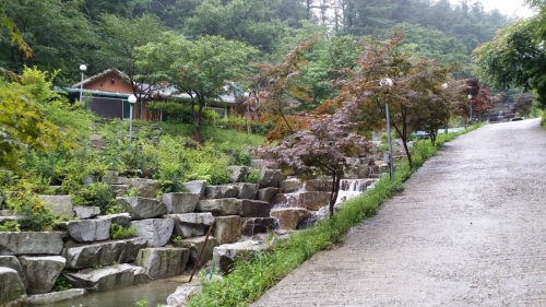 덕유산 병곡계곡펜션캠핑