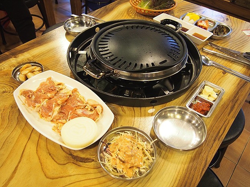 홍가불타는닭갈비