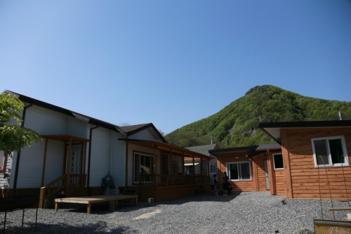보리네민박