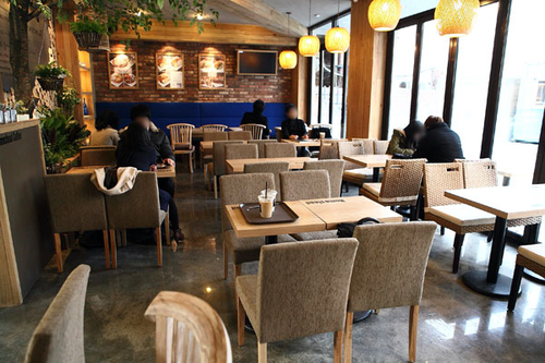 홈스테드 대학로점 내부 또는 관련 모습