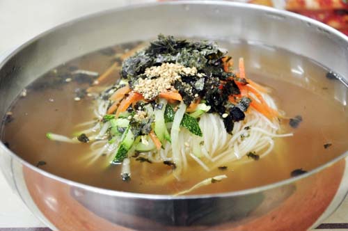 돌담국수