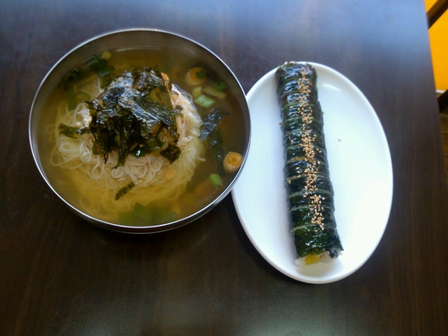 창골멸치국수