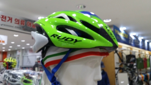 자전거의류 아울렛 대표 이미지