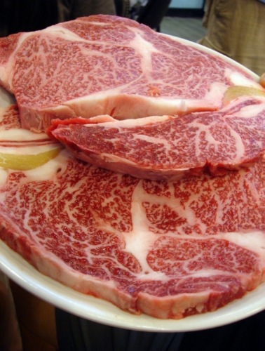 창신한우정육점식당