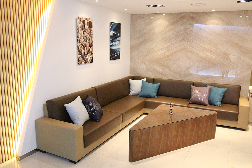 러쉬성형외과의원 대표 이미지