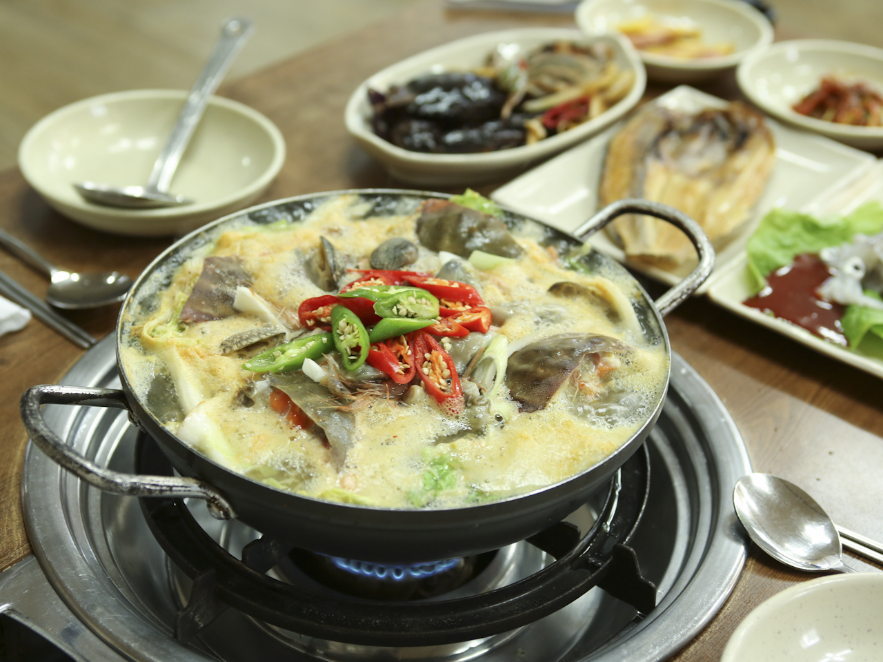 원조뚝배기식당