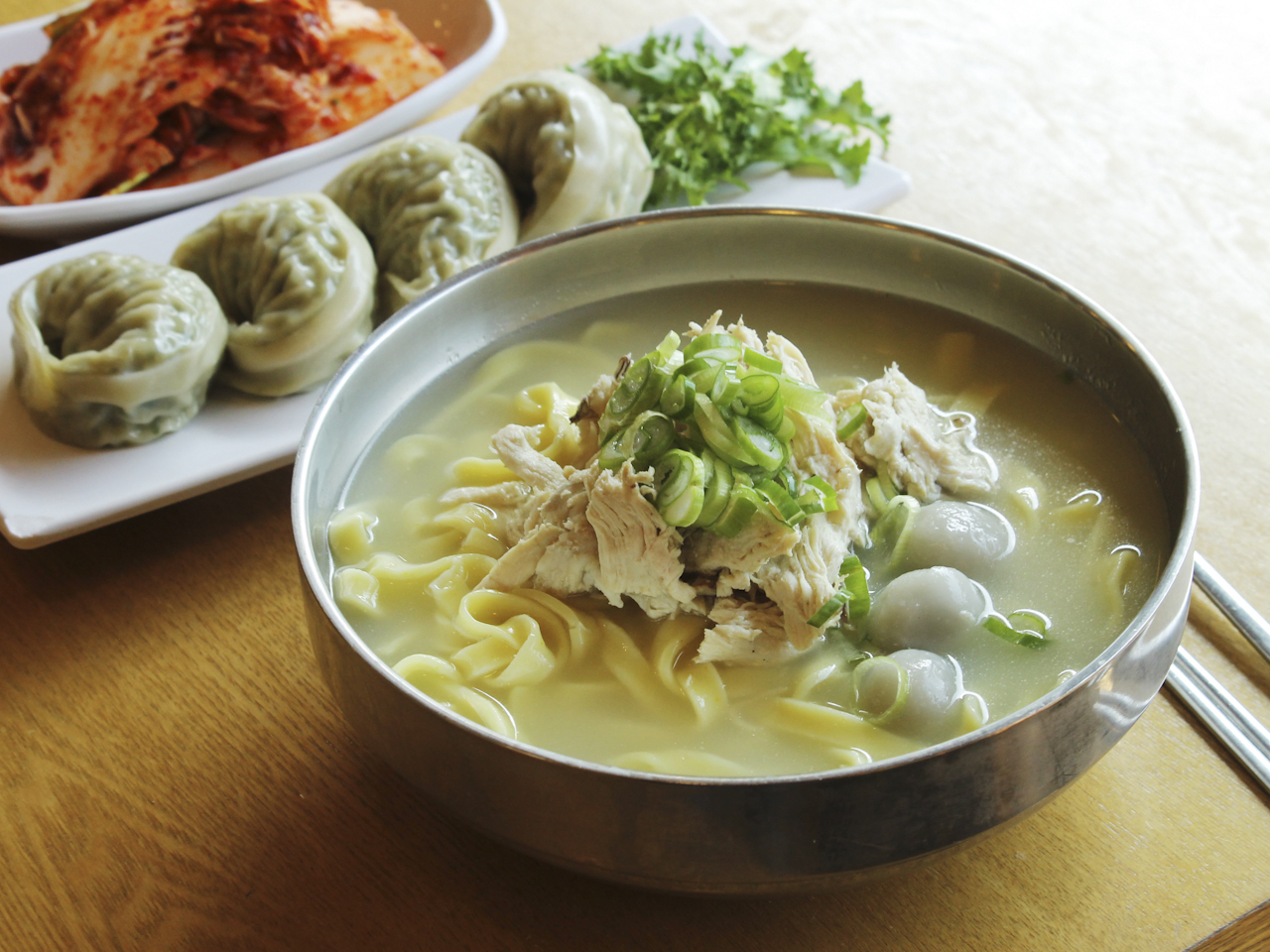 팔당초계국수본점