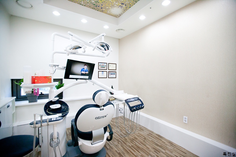 곽동묵뿌리깊은치과의원 대표 이미지