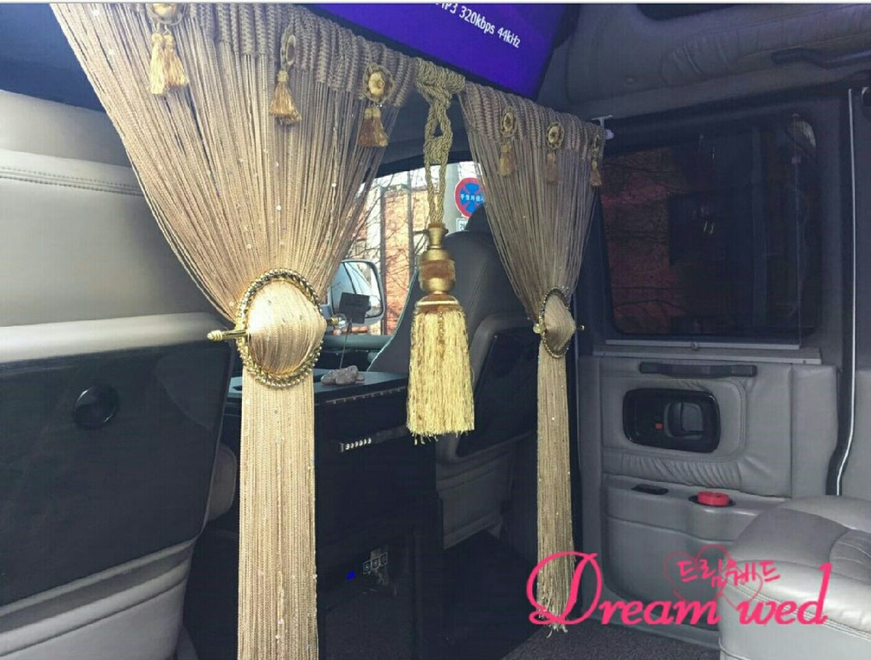 드림컴퍼니 대표 이미지 - 럭셔리 웨딩카