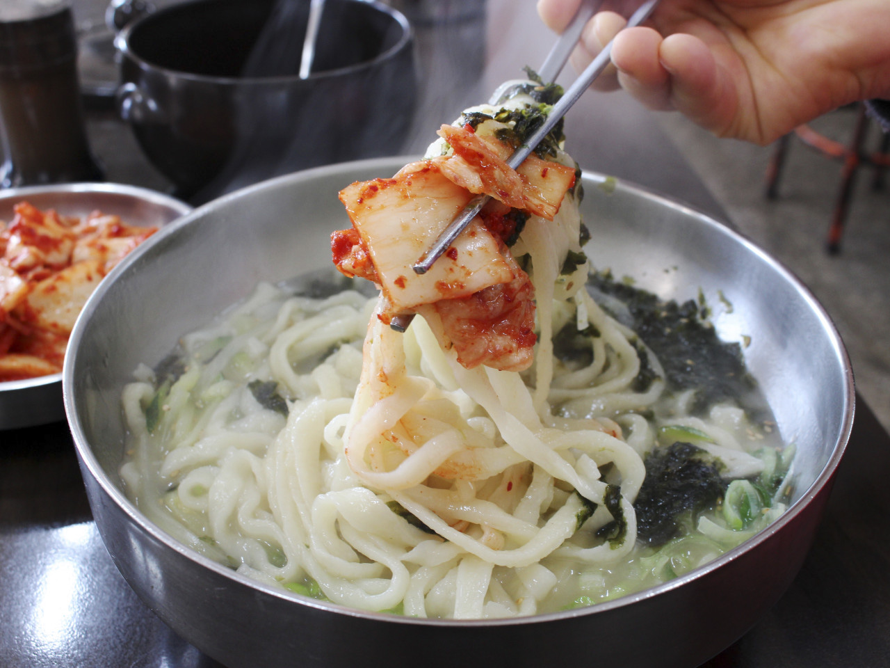 홍두깨손칼국수