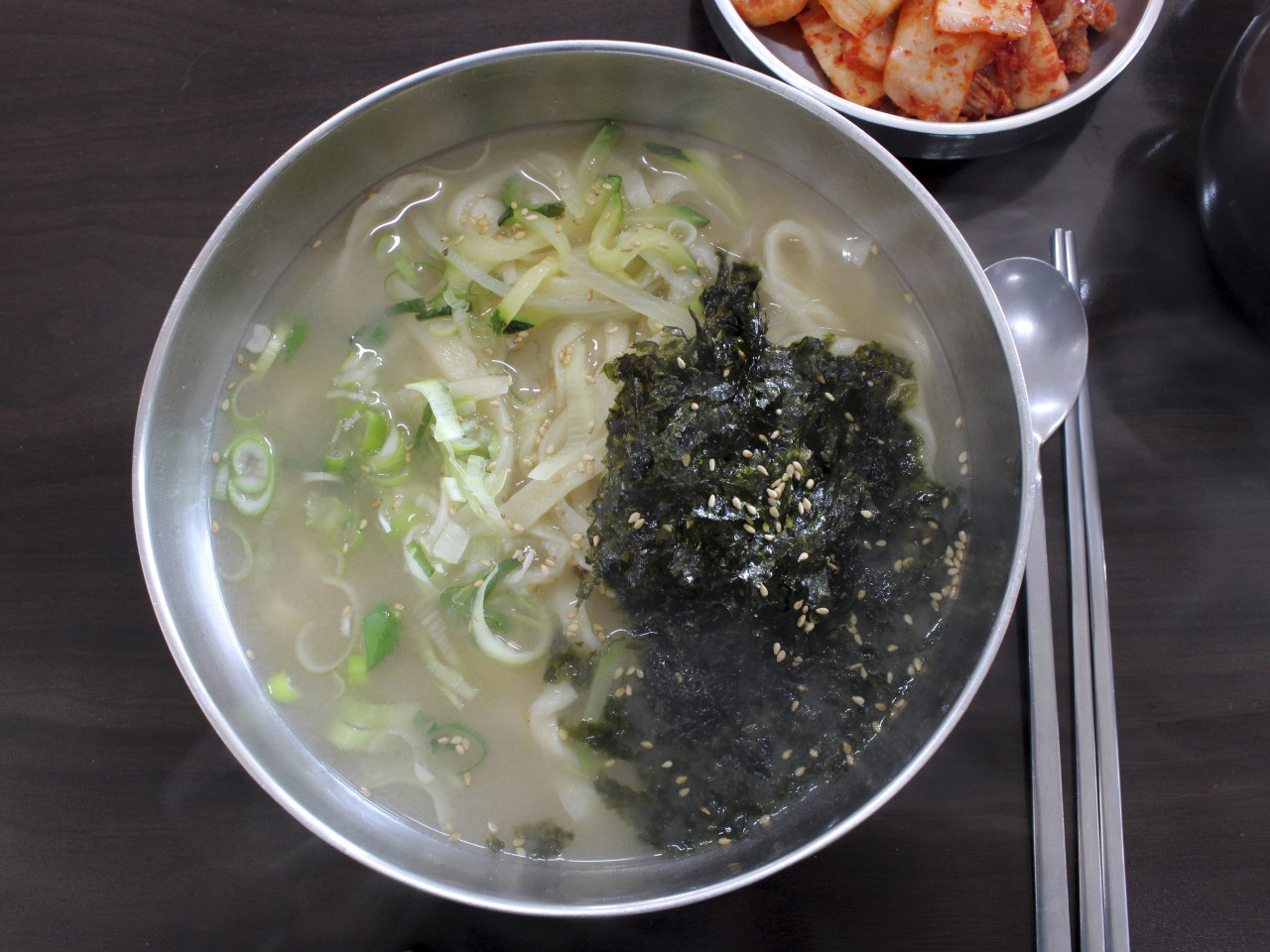 홍두깨손칼국수