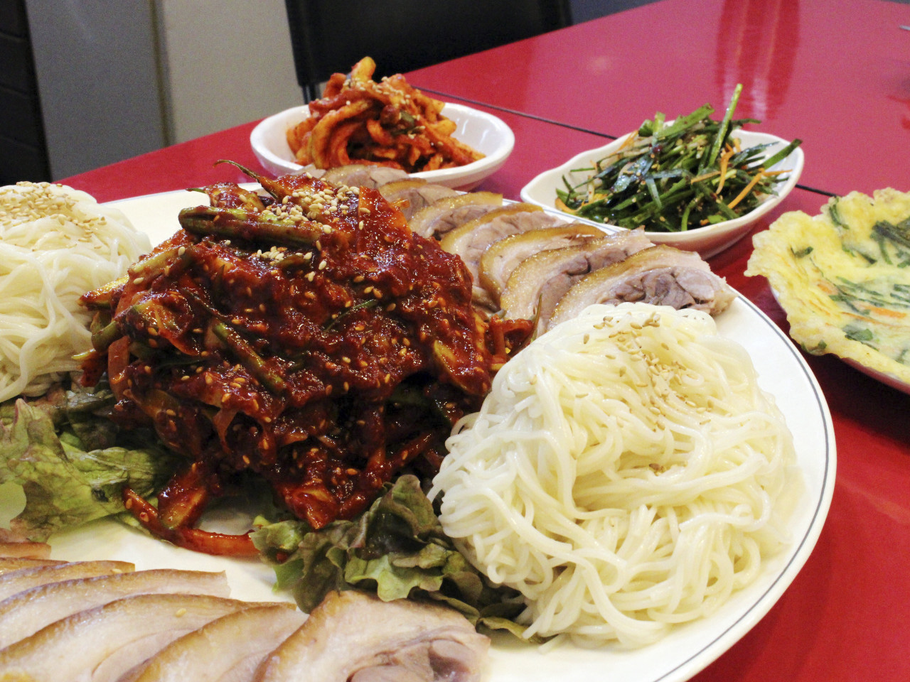 토실토실왕족발