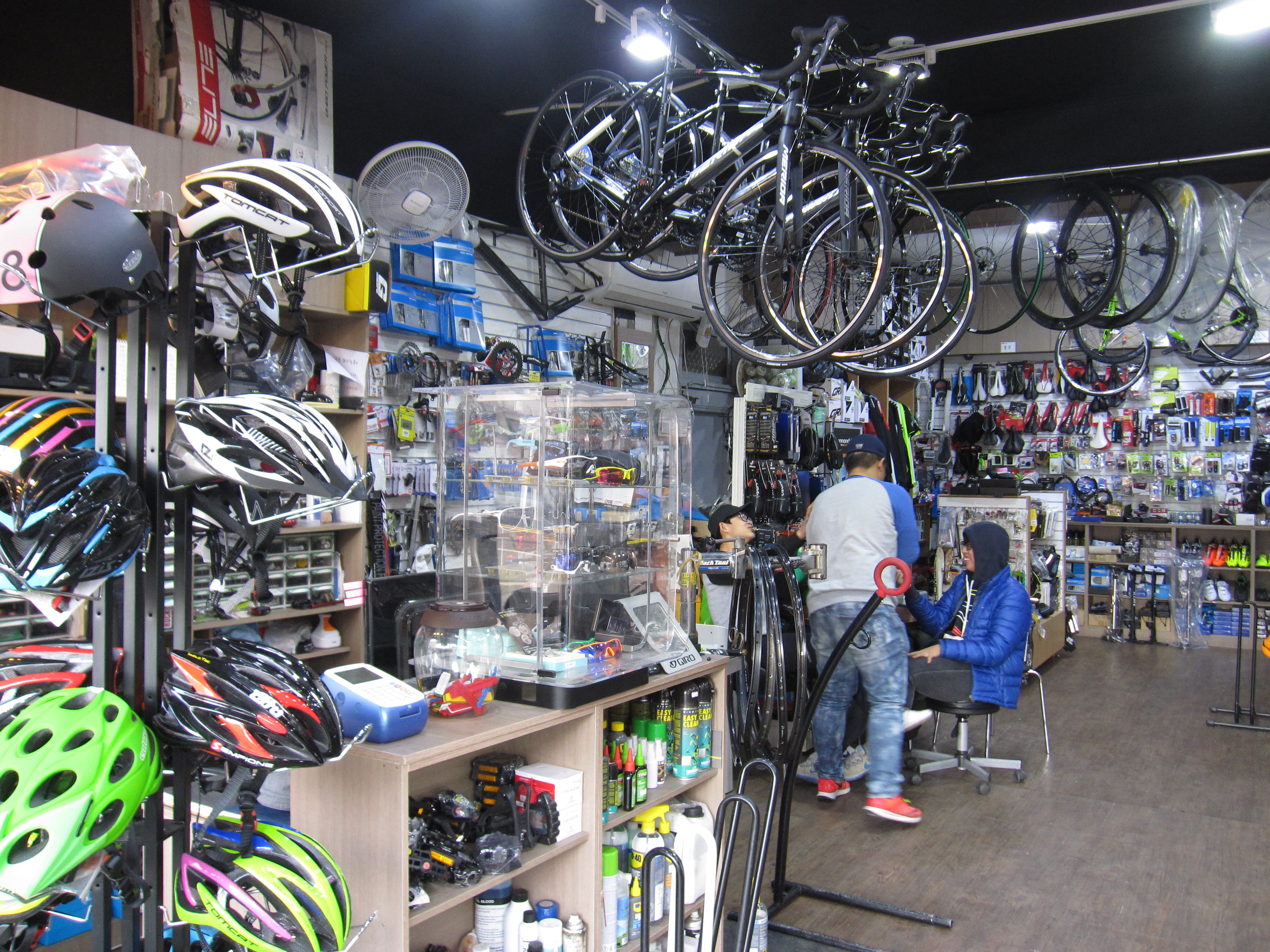 고고바이크 매장 전경