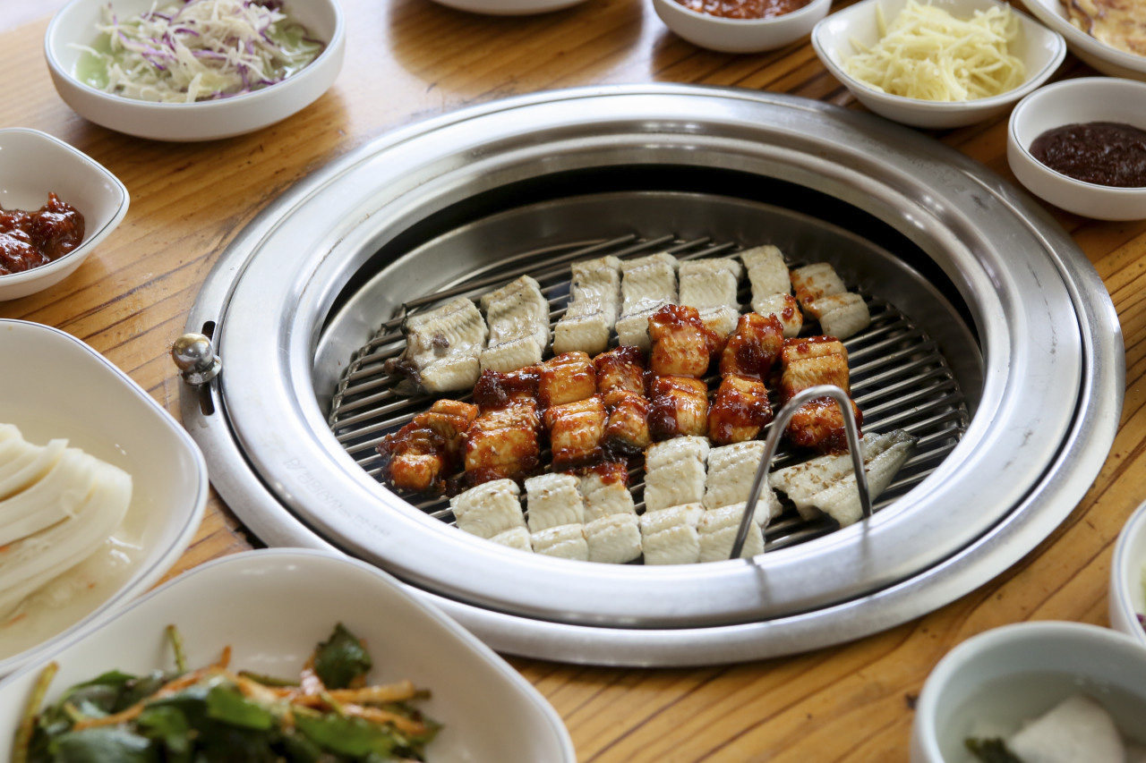 강촌숯불장어구이