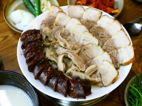 고명화돼지국밥