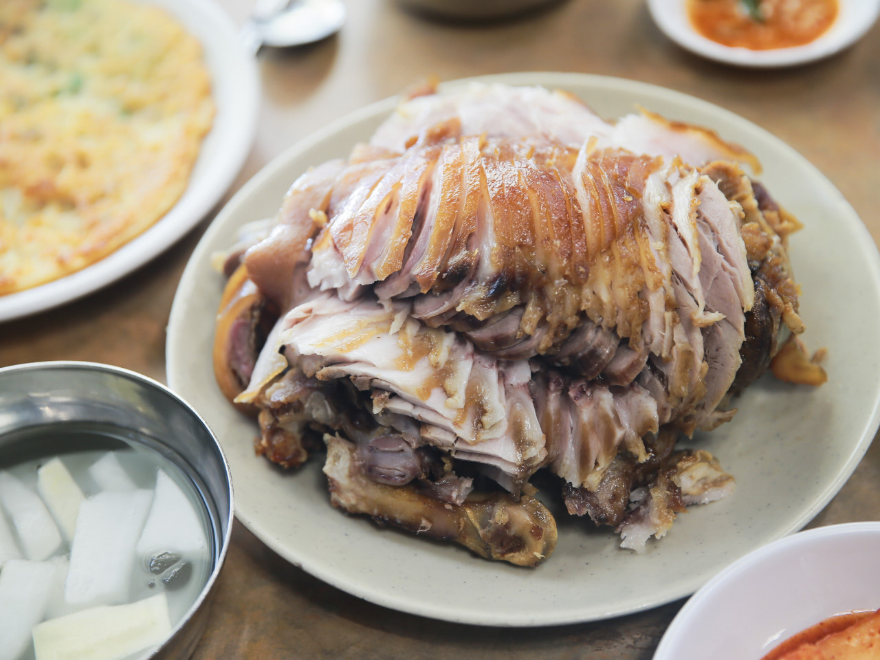 원조1호장충동할머니집 내부 또는 관련 모습
