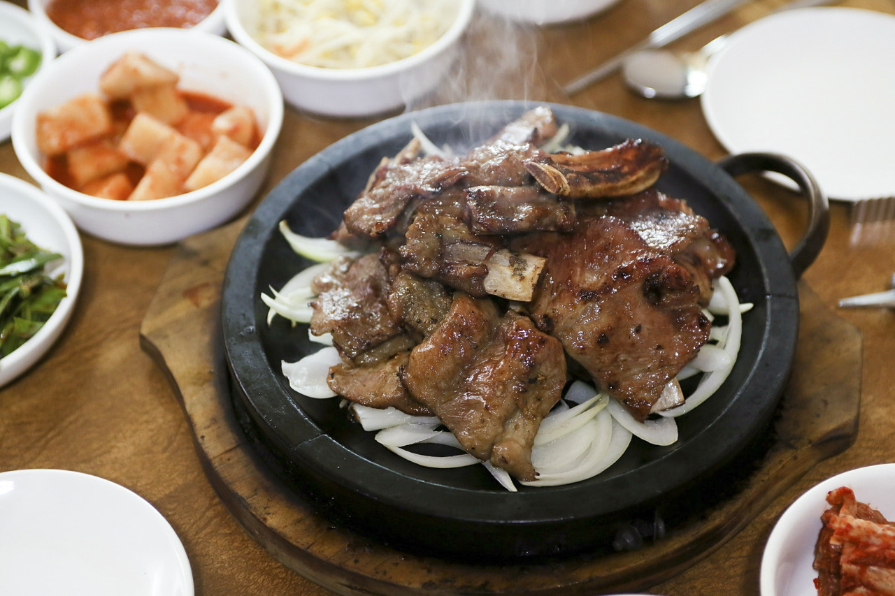 풍성한숯불갈비